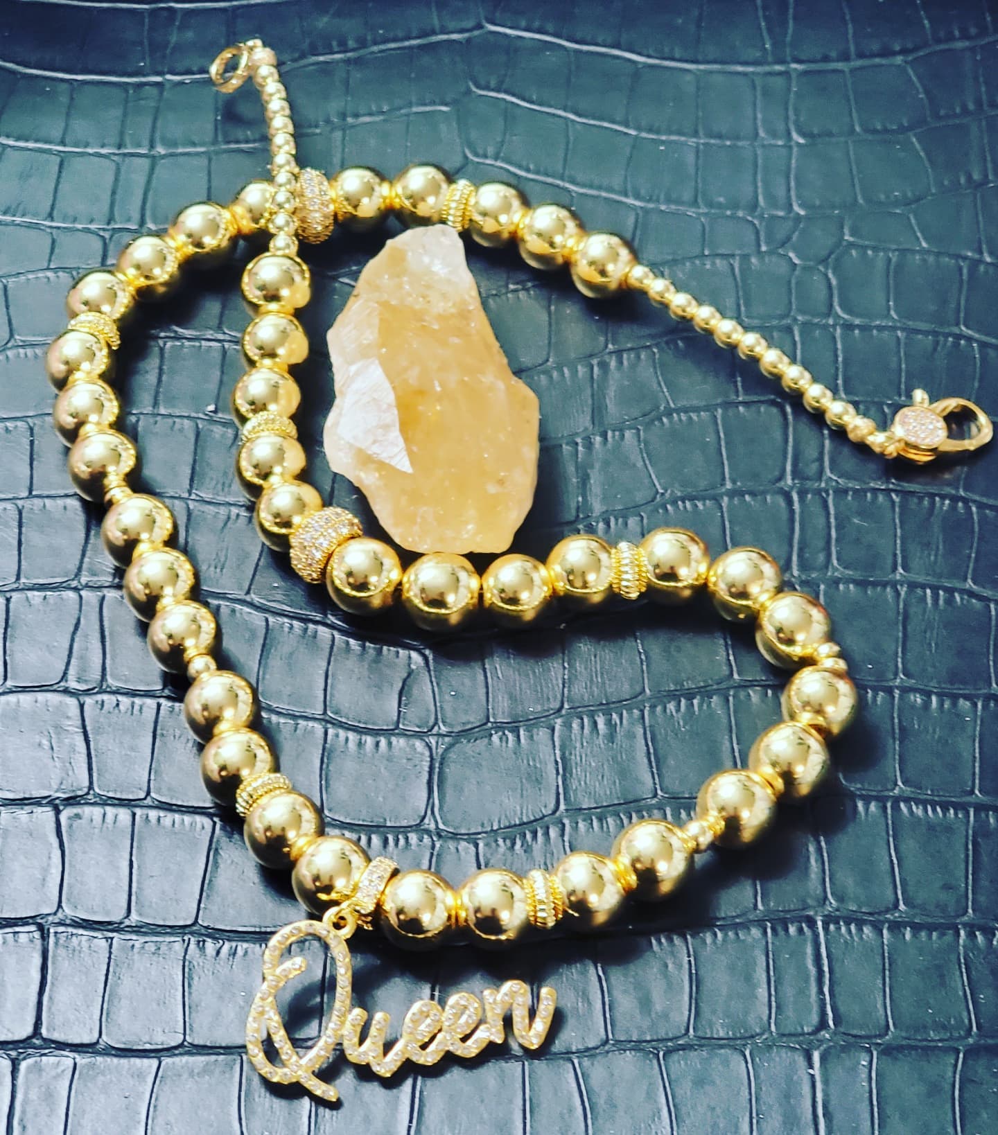 The Queens Necklace Collection (Gold)
